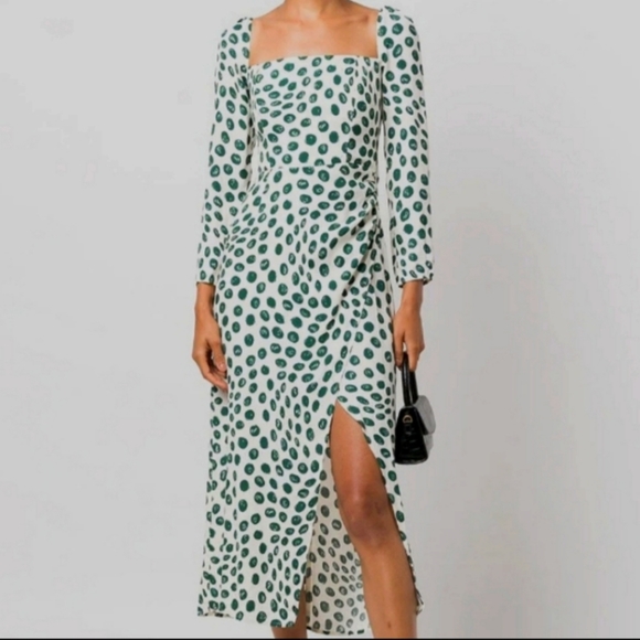 Reformation Dresses & Skirts - Reformation Hilda Dress